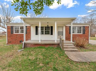 281 Bailey Rd, Smiths Grove, KY 42171