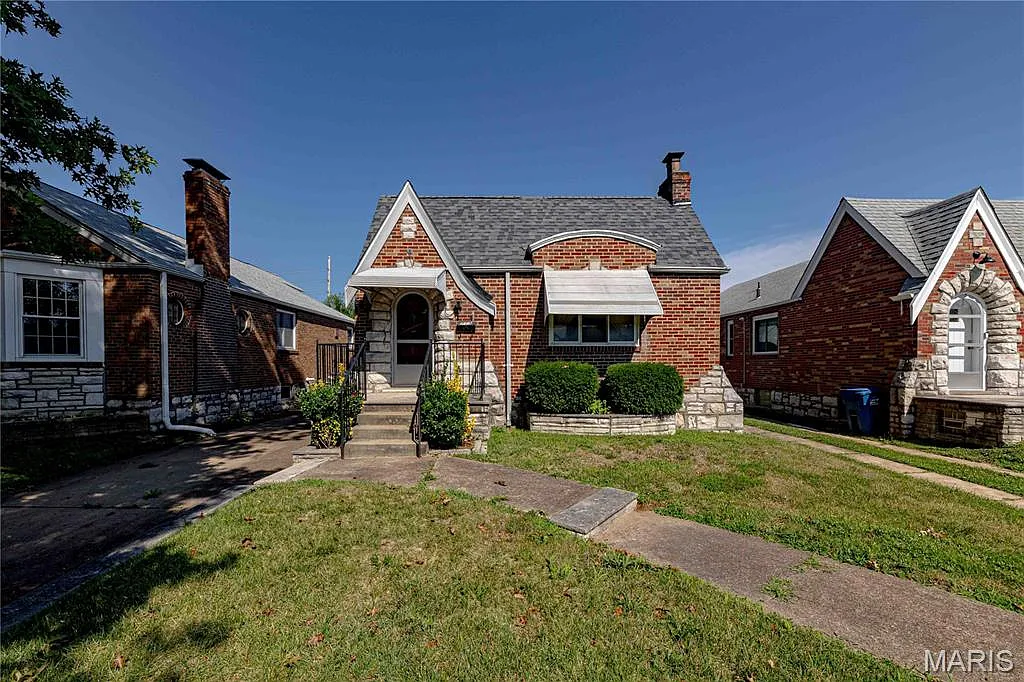 713 Bellavilla Dr photo 1