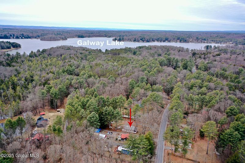 4th image of 5657 Lake Road