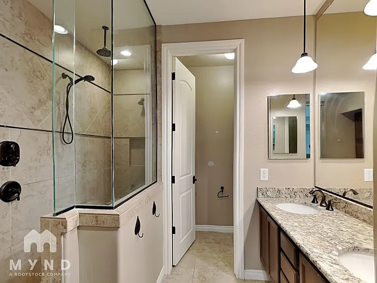 264 E Mead Dr — Photo 9