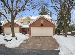 405 Glasgow St #5, Kitchener, ON N2M2N1