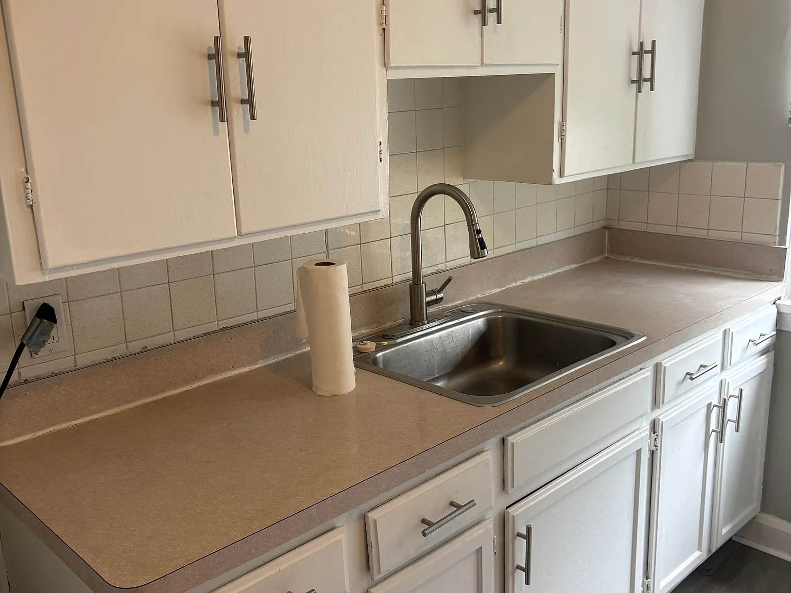 2 bed, 800 sqft, $1,100 — Photo 4