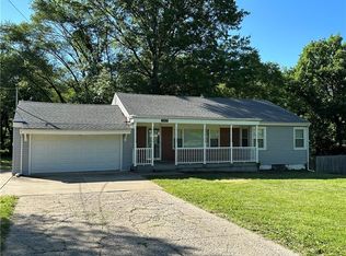 7915 Blue Ridge Blvd, Kansas City, MO 64138