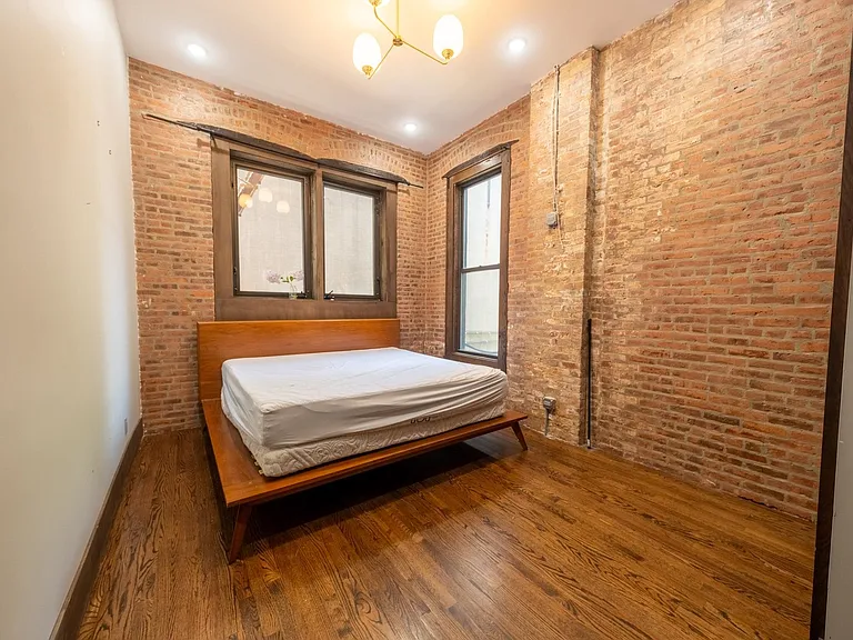 1 Madison Ave #1 — Photo 16