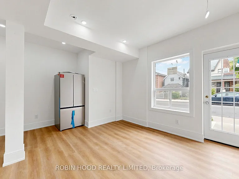 82 Ford St #1 — Photo 11