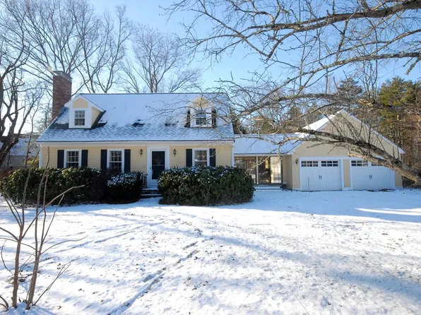 100 Harrington Ave, Concord, MA 01742
