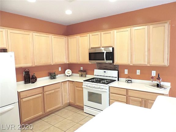 4th image of 7613 Fieldfare Dr