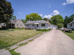 209 N Main St, Lindenwood, IL 61049