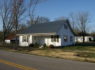 190 Woodbury Rd, Auburntown, TN 37016