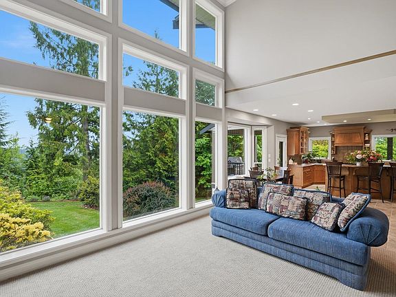 2nd image of 10240 Rolley Cres