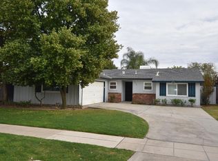 4004 E Buckingham Way, Fresno, CA 93726