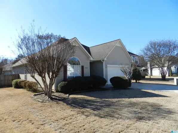 1505 Amberley Woods Cir, Helena, AL 35080