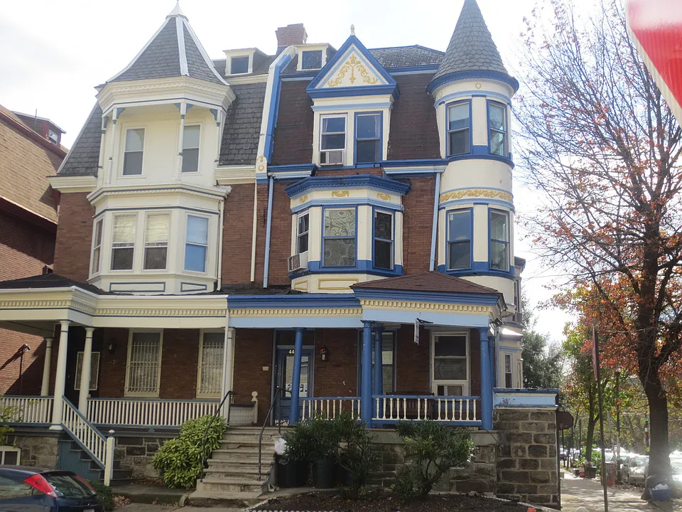 4430 Pine