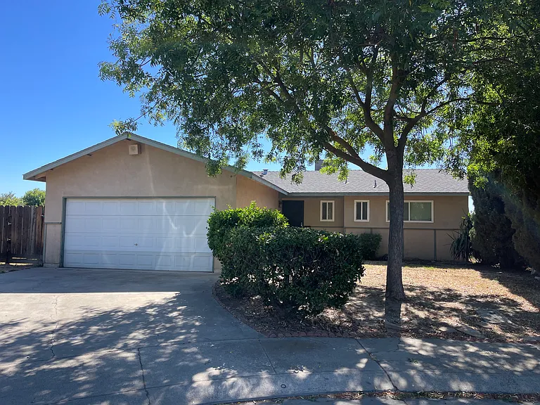 3500 Timberly Ln — Photo 1