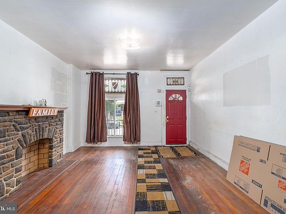 4th image of 1737 Homestead St
