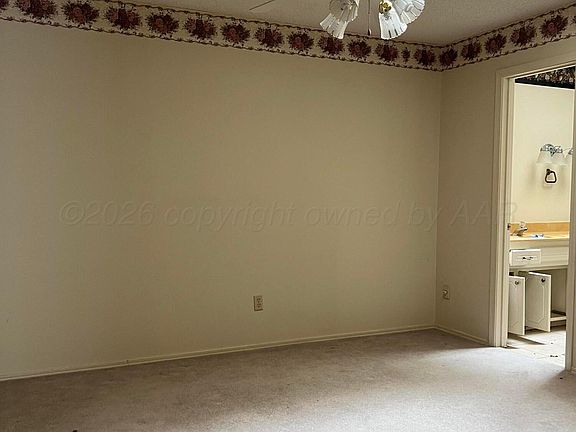 5th image of 3118 SW 28th Ave