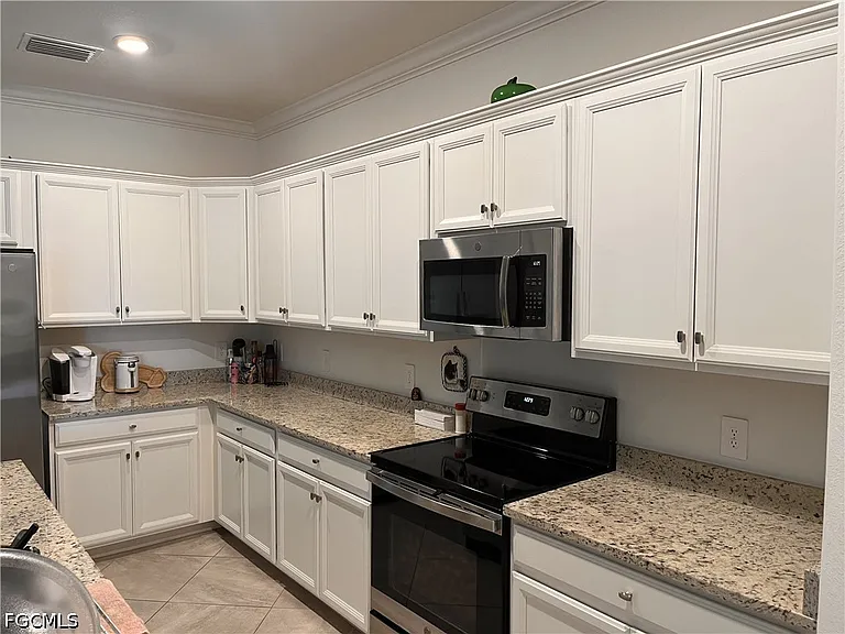 14499 Cantabria Dr — Photo 13