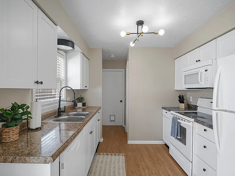 639 Kentucky Ave #639 — Photo 10