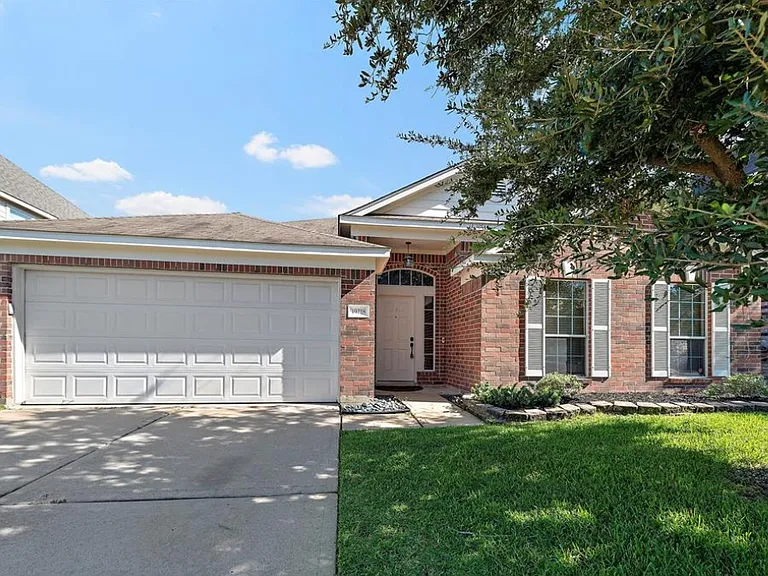19218 Dawntreader Dr — Photo 4