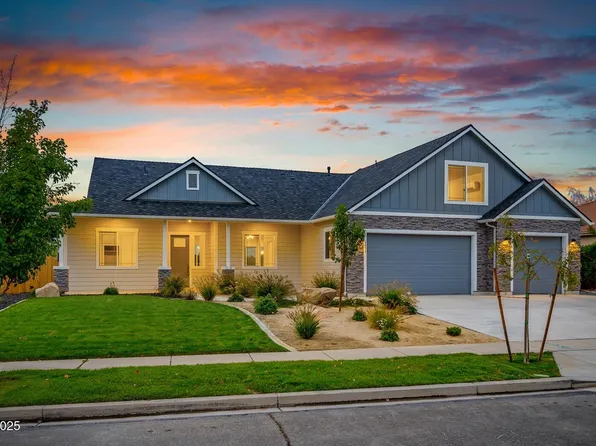 6853 Eagle Wing Cir, Sparks, NV 89436