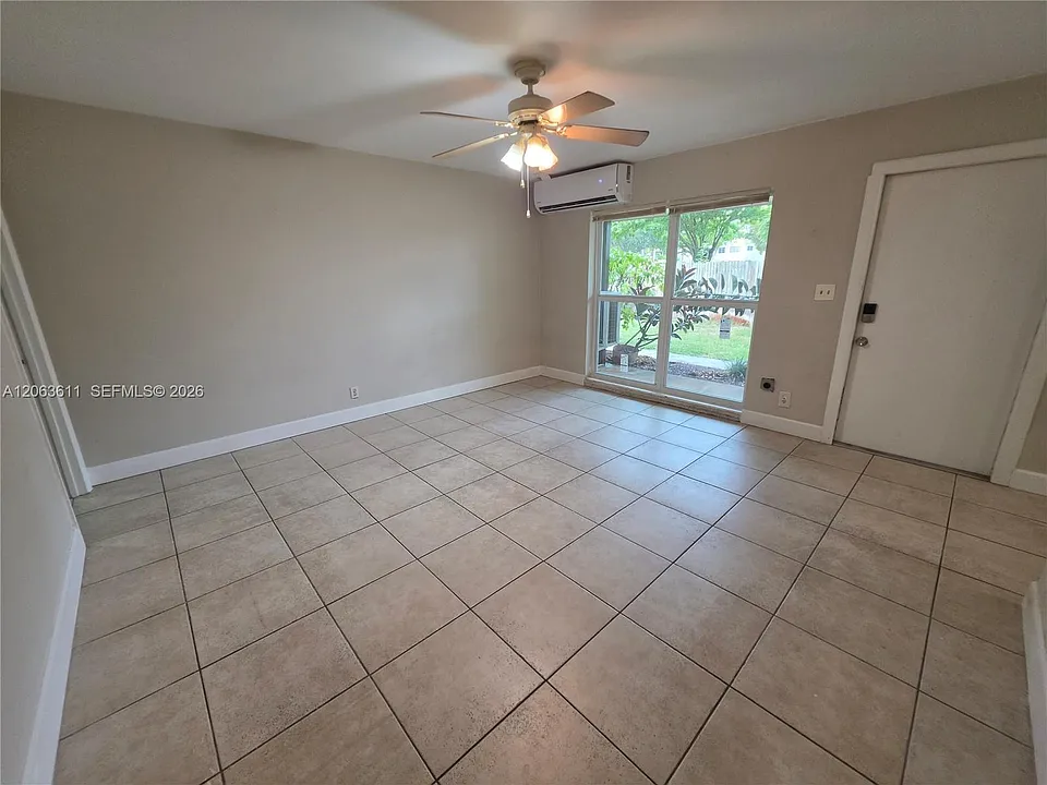 314 SW 1st St