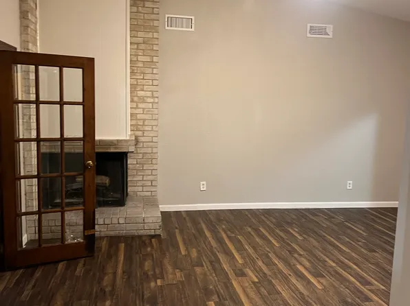 711 E Timberview Ln, Arlington, TX 76014