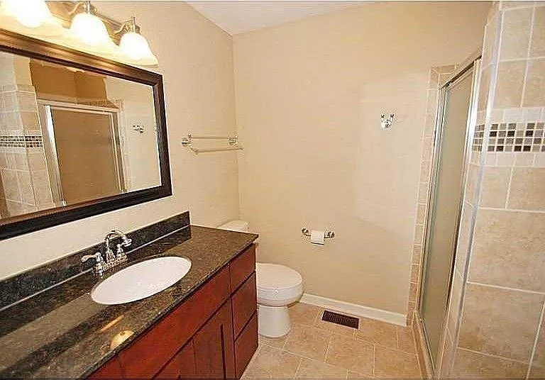 4911 Ralston Ave — Photo 4