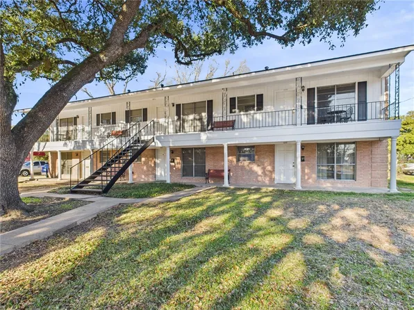 109 Wood St, Navasota, TX 77868