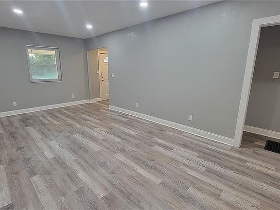 4th image of 6721 S Benton Ave
