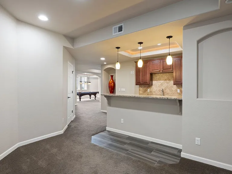 6258 Oxford Peak Ct — Photo 41