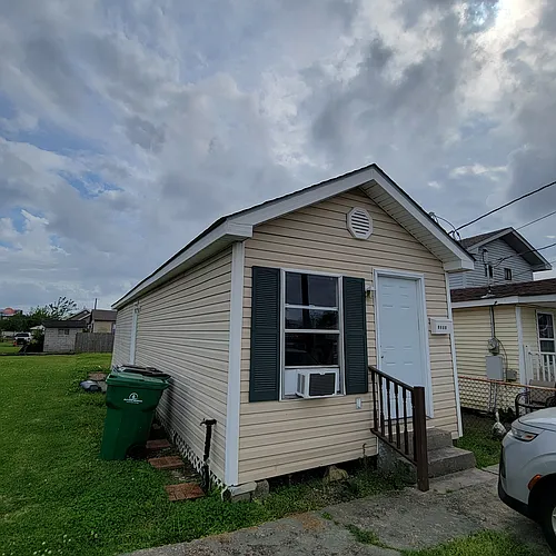 1308 Cook St Photo 1