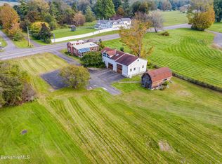 47 New Ashford Rd, Williamstown, MA 01267