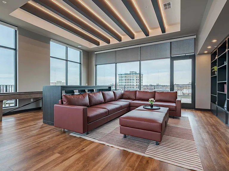 Karrick Apartments — Photo 6