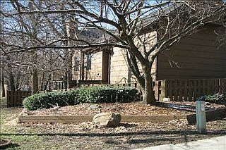 2nd image of 7076 Oak Brook Dr
