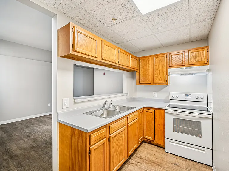 Affordable, Spacious Living at Flyers Landing, Fairborn — Photo 24