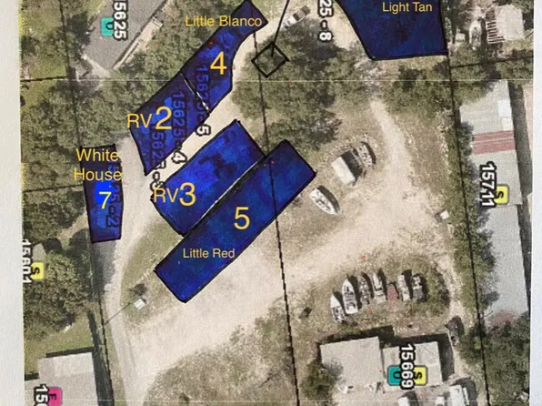 15625 Cranes Mill Rd, Canyon Lake, TX 78133