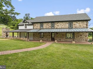 1010 Green Lane Rd, Malvern, PA 19355