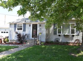 510 4th St NE, Independence, IA