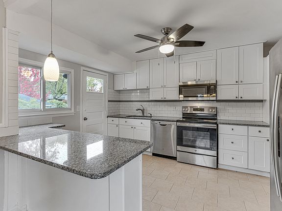 2nd image of 6535 Halsey Dr