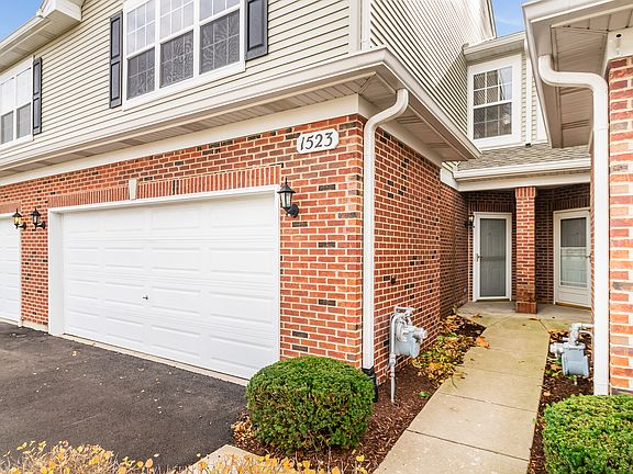 2nd image of 1523 Shagbark Dr