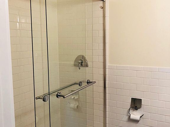 5th image of 7309 Dalewood Ln
