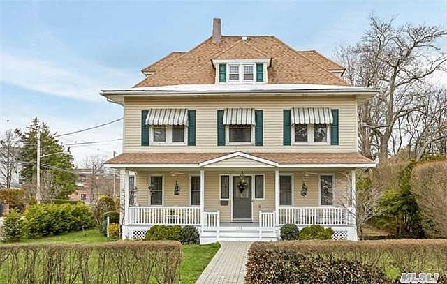 1st image of 112 Windsor Ave