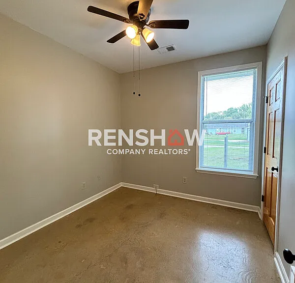 226 Looney Ave — Photo 14