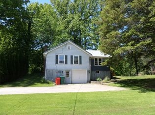482 Ledwick Dr, Erie, PA 16511