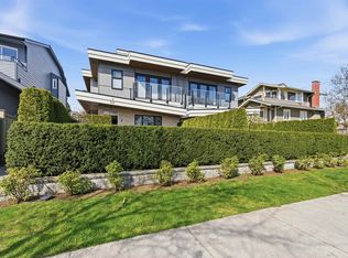 272 E 9th St #1, North Vancouver, BC