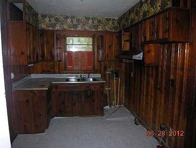 5th image of 931 Pine Forest Dr
