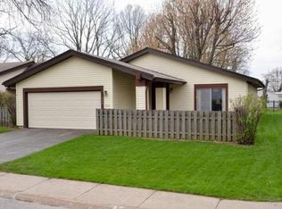1904 Thornhill Dr, South Bend, IN