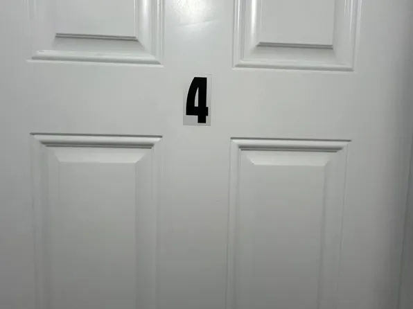 222 W Patterson St, Lansford, PA