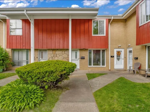 27601 Mills Ave #4H, Euclid, OH 44132