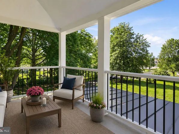 105 E Washington St, Remington, VA 22734